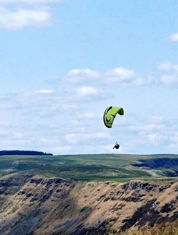 CP Student attempting soaring at Nant-Y-Moel